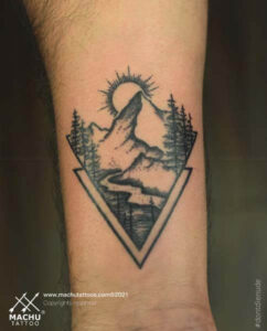 Travel Tattoo Artist